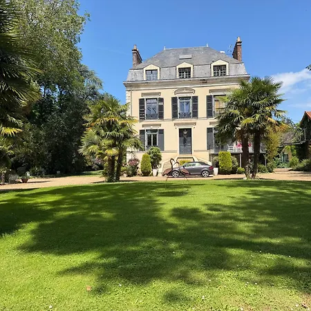 Domaine De La Belvaudiere
